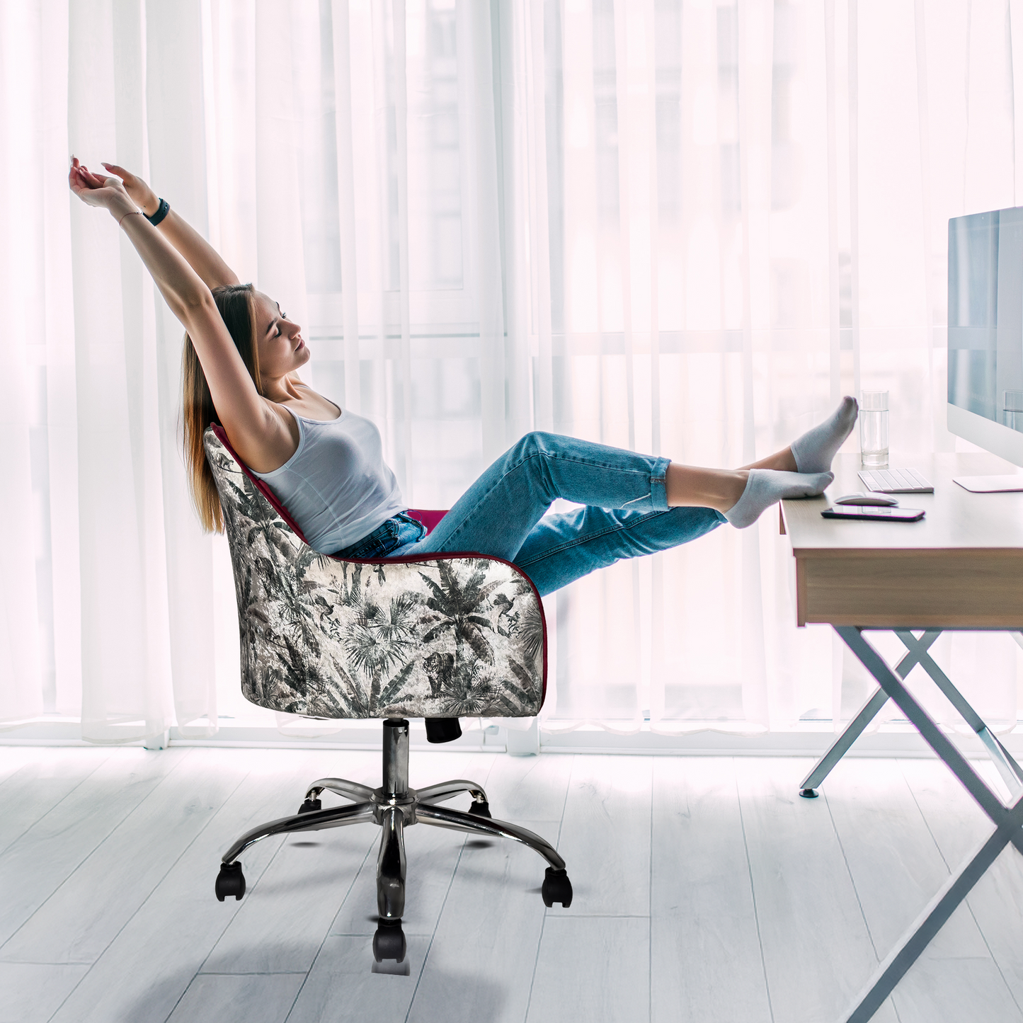 Sherni Accent Chair For Office - Adjustable Height, Tilt Lock, 360° Swivel, Heavy Duty Metal Base (Laila Pink)